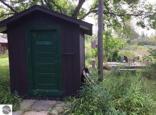 6877 Curtis Rd, Hale, MI 48739