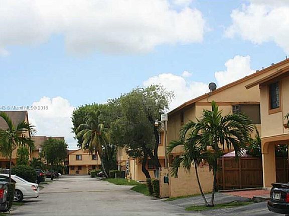 5th image of 1445 SW 122nd Ave APT 6