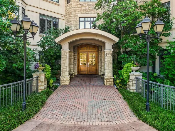 4801 W 133rd St #303, Leawood, KS 66211