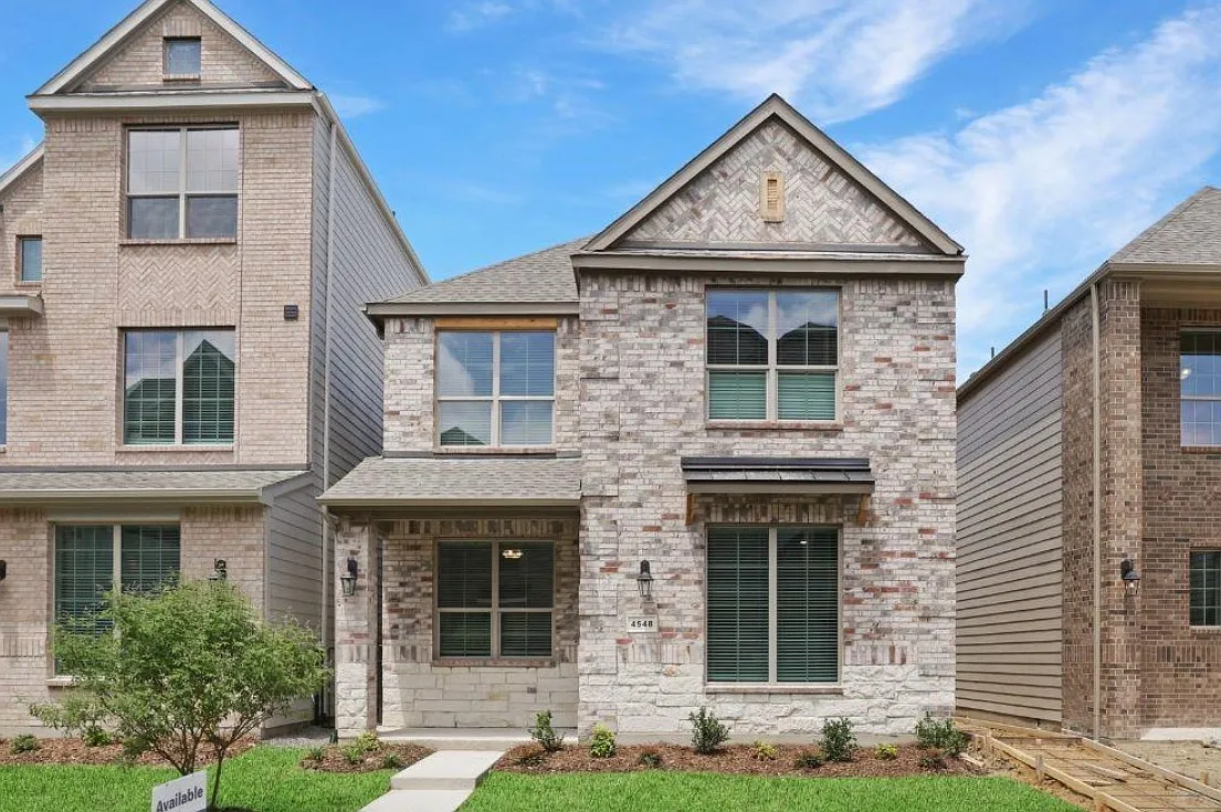 3 bed, 1796 sqft, $2,990 — Photo 1