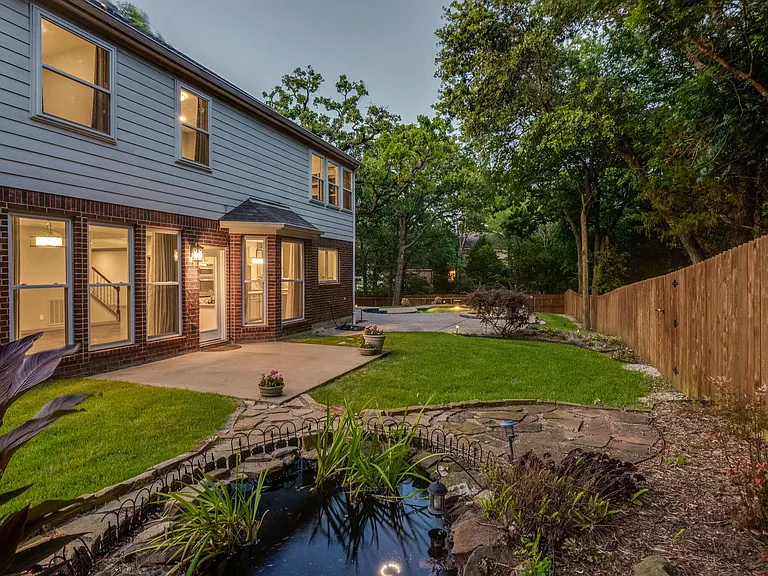 2417 Bonham Trl — Photo 47