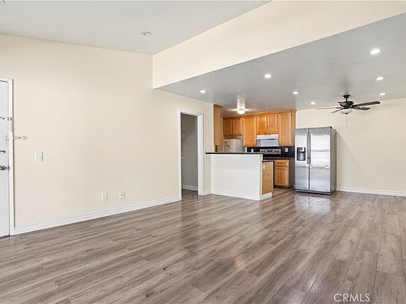 5th image of 23276 Orange Ave APT 4