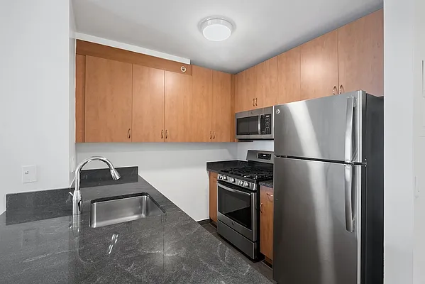 Rented by Gotham Organization | media 19