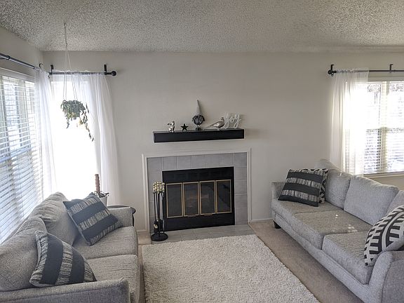 3rd image of 7821 Brandy Cir