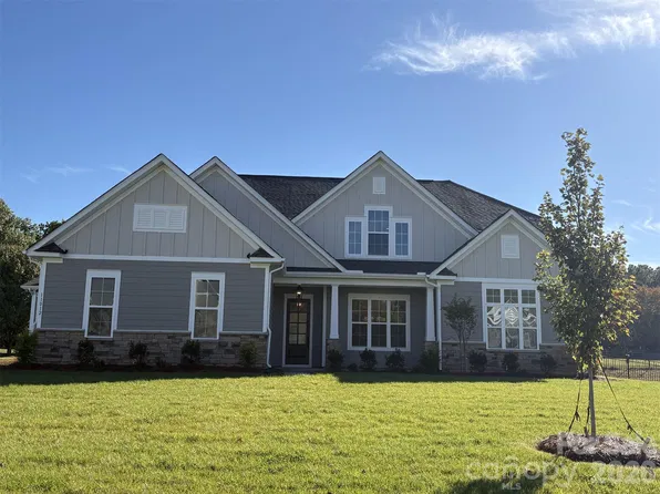 11012 Tyler Brook Ln #Oak0037, Mint Hill, NC 28227