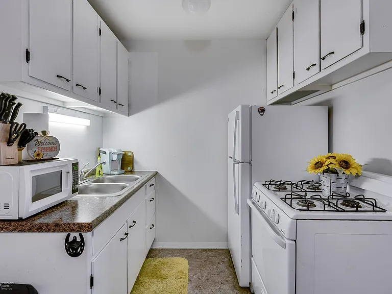 6423 Kennedy Ave — Photo 4