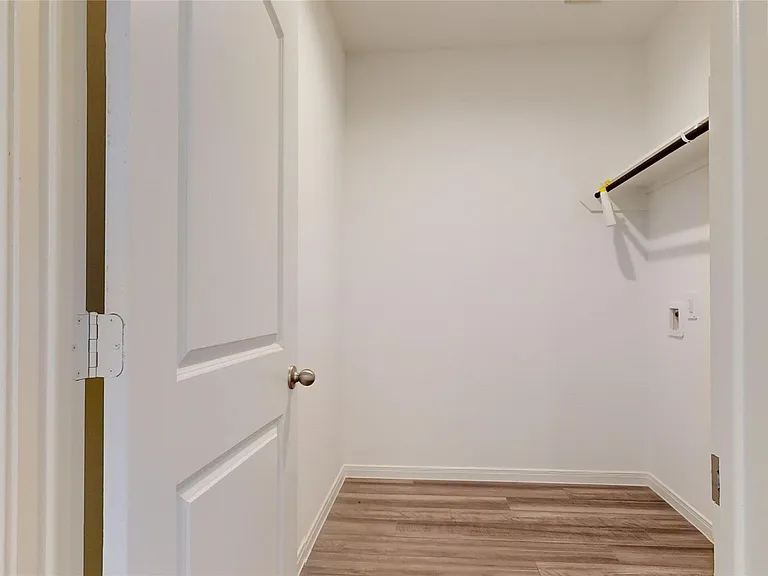 1522 Oakdale Crest Rd — Photo 22