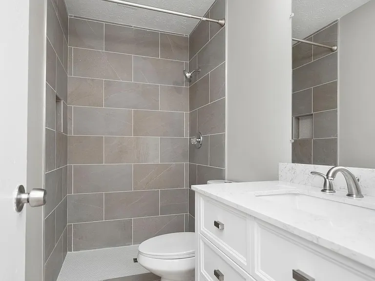 421 Redding Rd #118 — Photo 15