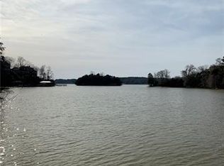 14032 Woody Point Rd, Charlotte, NC 28278