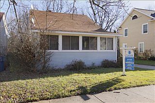 2nd image of 714 Campbell Ave