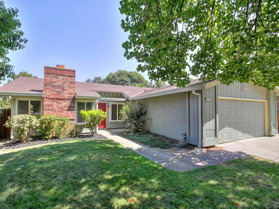 1st image of 2798 Azevedo Dr