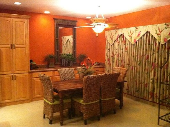 5th image of 21 Bethpage Dr