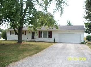 4992 S Blissfield Hwy, Blissfield, MI 49228