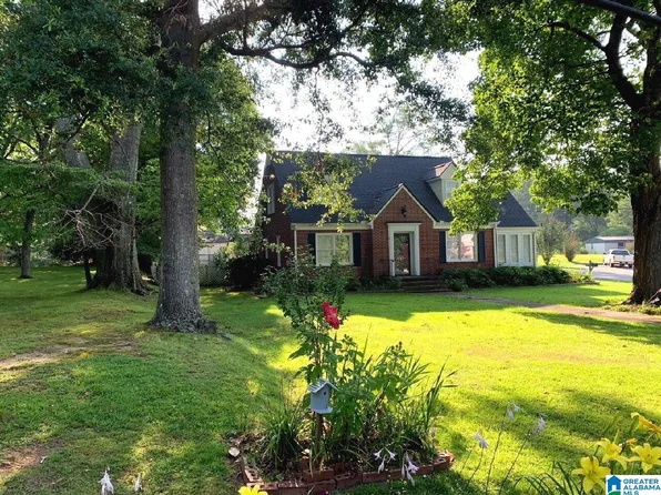 390 Evans St, Heflin, AL 36264