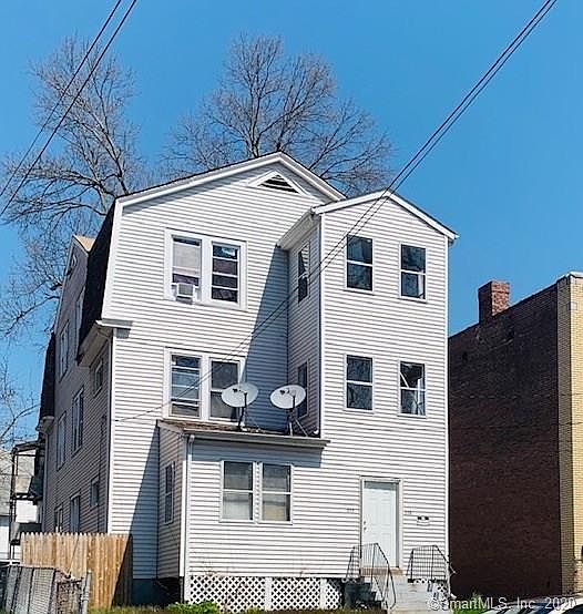 1st image of 220 Westland St