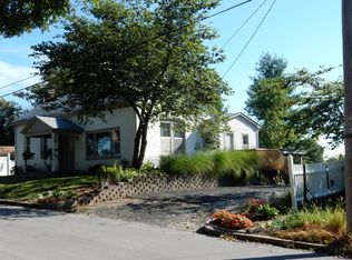 808 11th St, Boonville, MO 65233