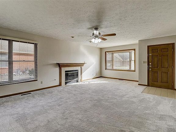 3rd image of 2964 Colony Lake Dr W Unit C