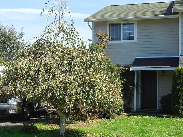 1st image of 221 Tacoma Blvd S