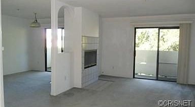 5th image of 17735 Kinzie St Unit 310