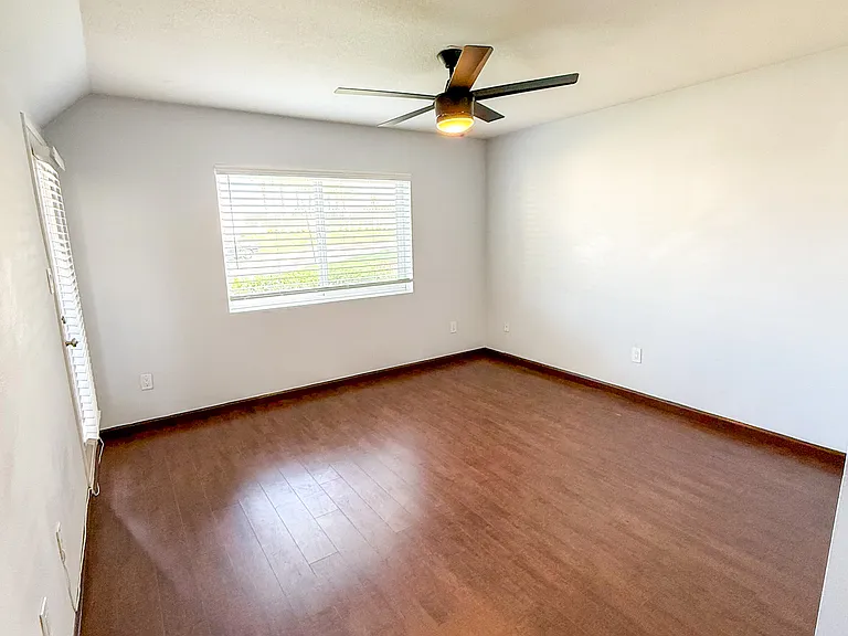 7415 Charmant Dr #2501 — Photo 7