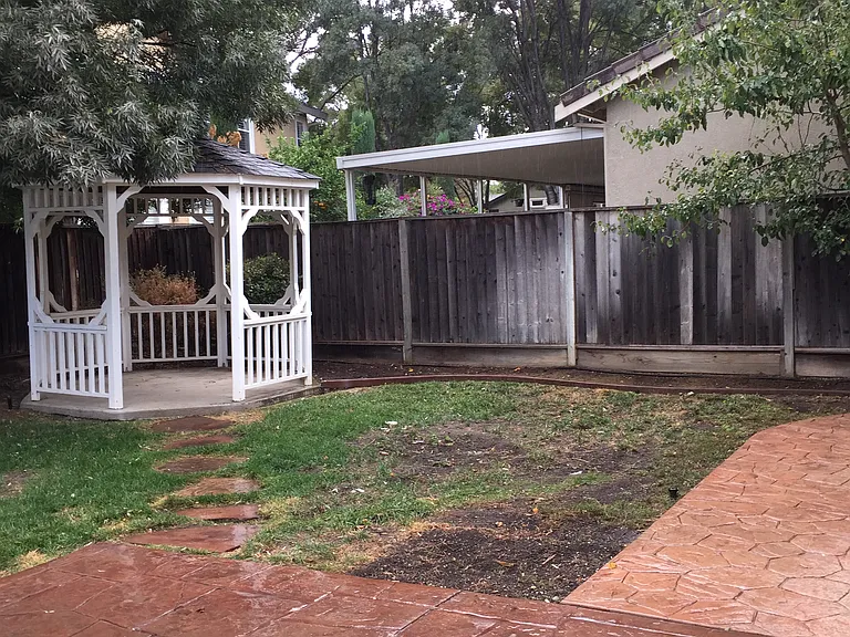 Redhaven St — Photo 9