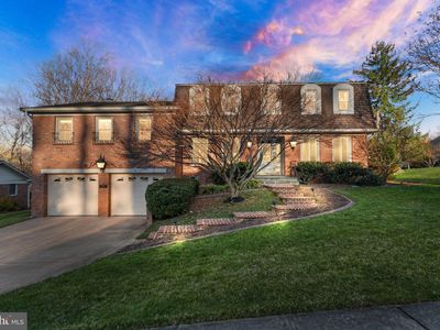 8906 Glade Hill Rd, Fairfax, VA, 22031