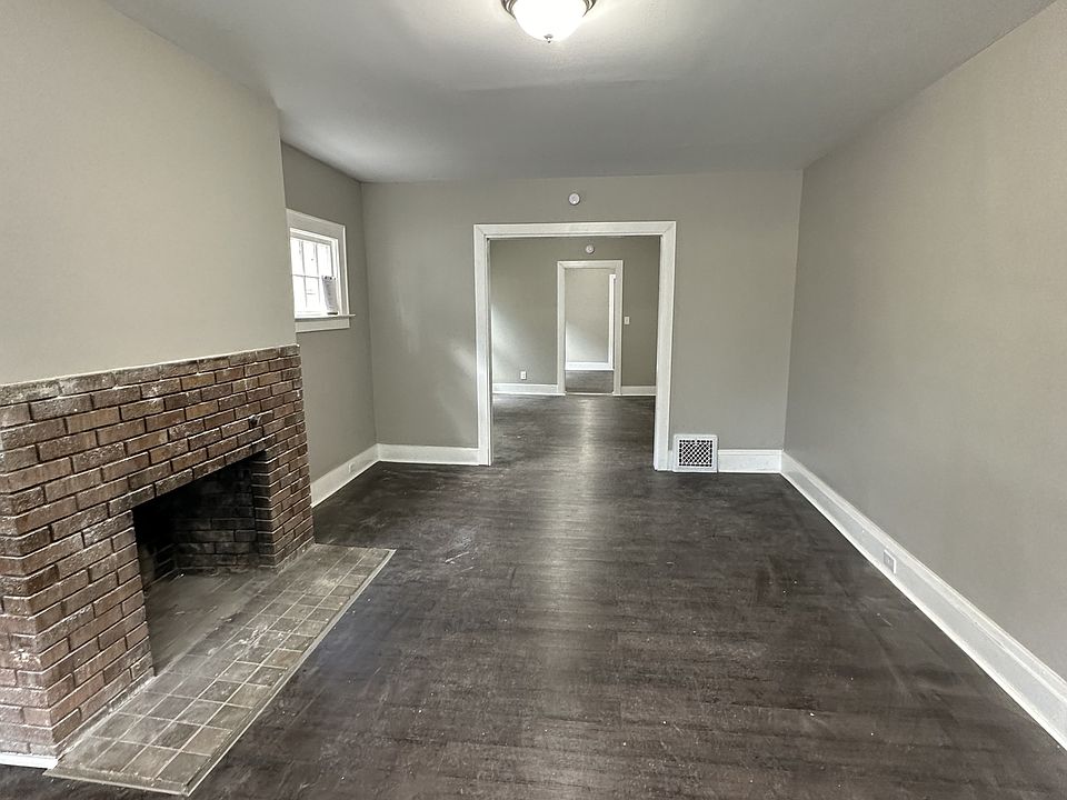 1st image of 2616 Midland Ave