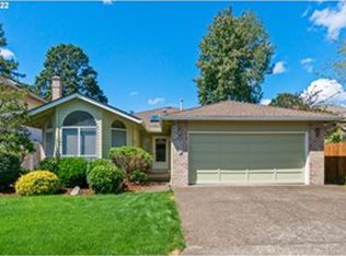 8265 SW Ashford St, Tigard, OR 97224