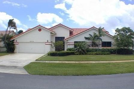 Custom pool home