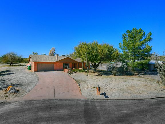 2nd image of 9811 N Calle Solano