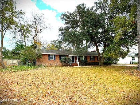 146 E Bedford Road, Wilmington, NC 28411