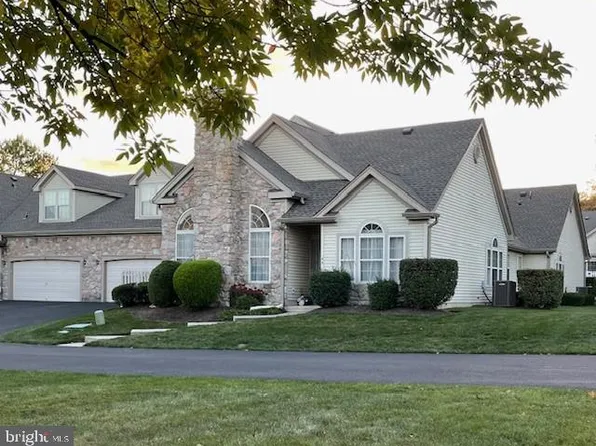 49 Legacy Oaks Dr, Richboro, PA 18954