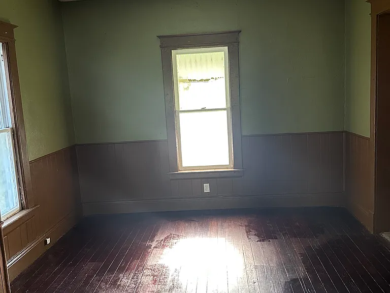642 Berry St — Photo 3