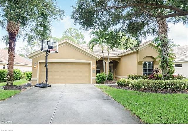 1st image of 6541 Autumn Woods Blvd