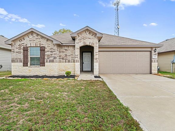 3rd image of 204 Comal Drive