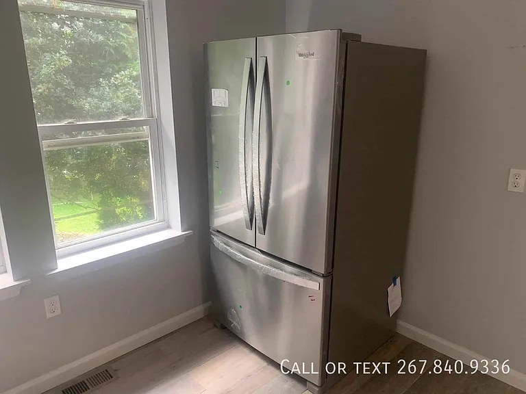 4 Columbia Ave #1DOWN — Photo 16