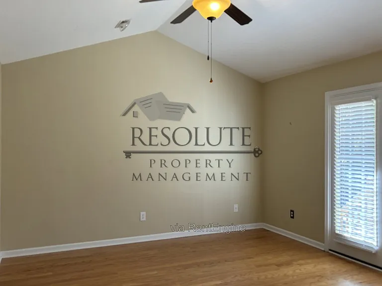 107 Moss Creek Dr — Photo 7