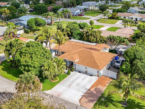 3rd image of 3119 Indian Trail