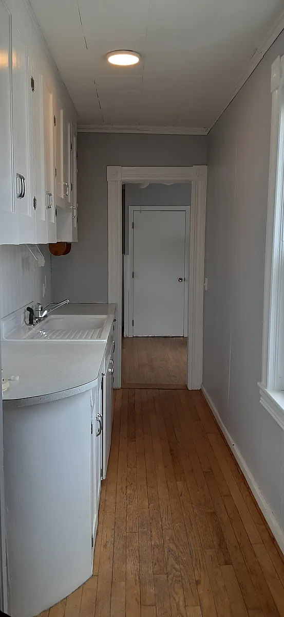 Hallway/Pantry - 68 4th St #2