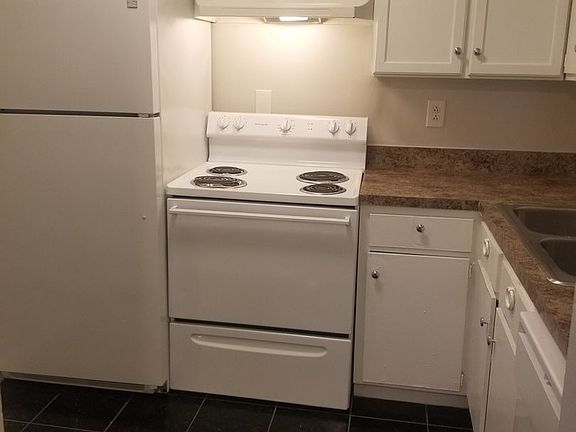 4th image of 3400 Lesway Ct #4500-6