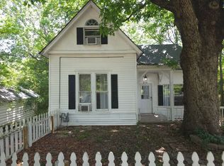 216 Elizabeth Ter, Hot Springs, AR 71901