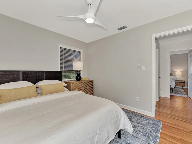 1726 Floyd St — Photo 33
