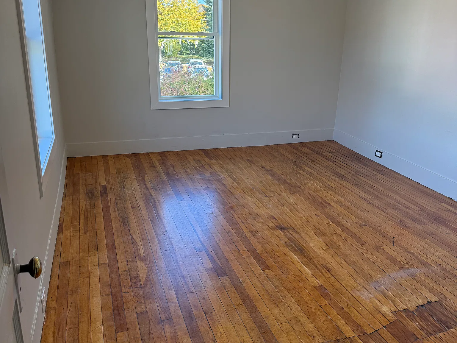 4 bed, $2,750 — Photo 2