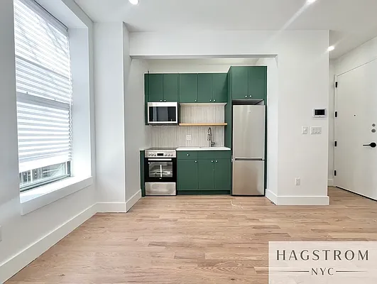 Rented by Hagstrom Management Inc | media 1