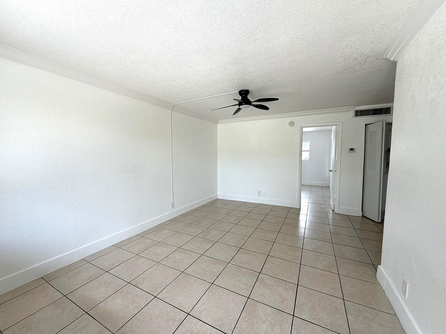 1 bed, 1.0 bath, 600 sqft, $1,650 — Photo 2
