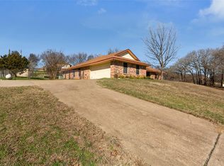 151 Deer Creek Dr, Aledo, TX 76008