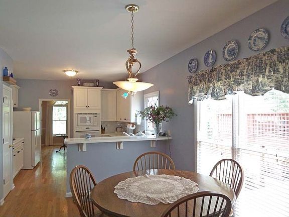 Chef's kitchen