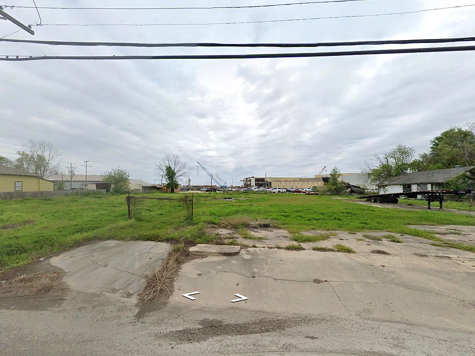 2nd image of 507 Border St