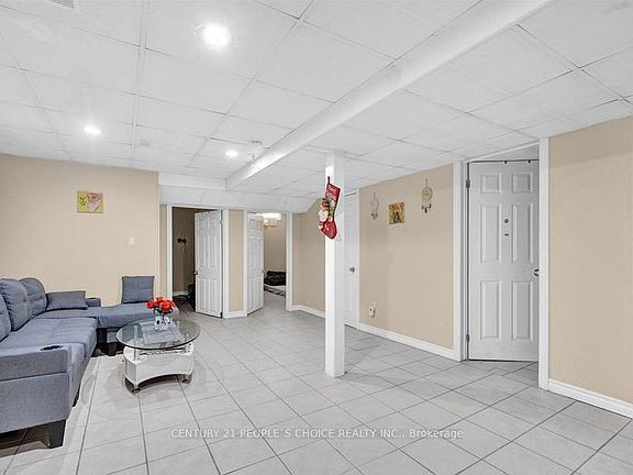 3rd image of 104 Larkspur Rd #Basement