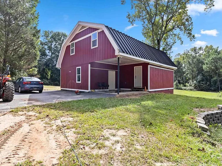 1646 Highway 92 N — Photo 32